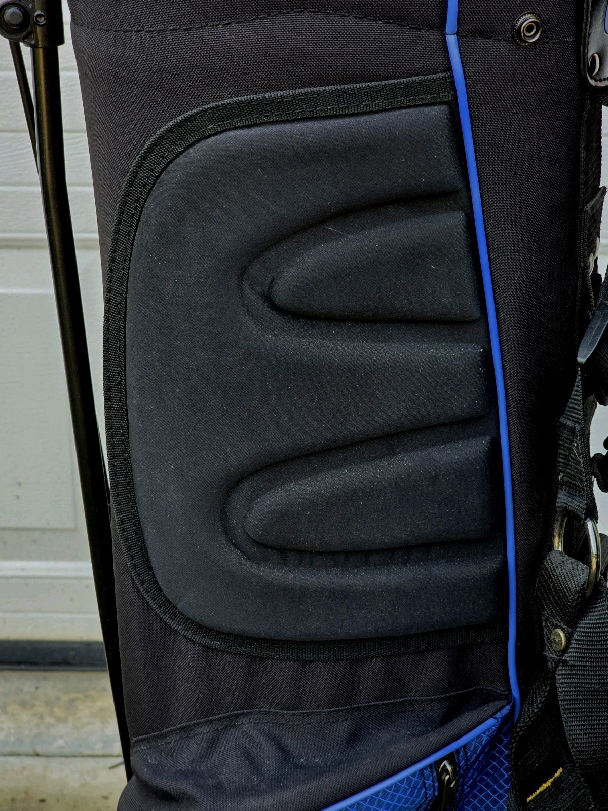 Wilson Levitator Golf Stand Bag Double Straps Rain Hood 5-Way 5 Pockets EUC