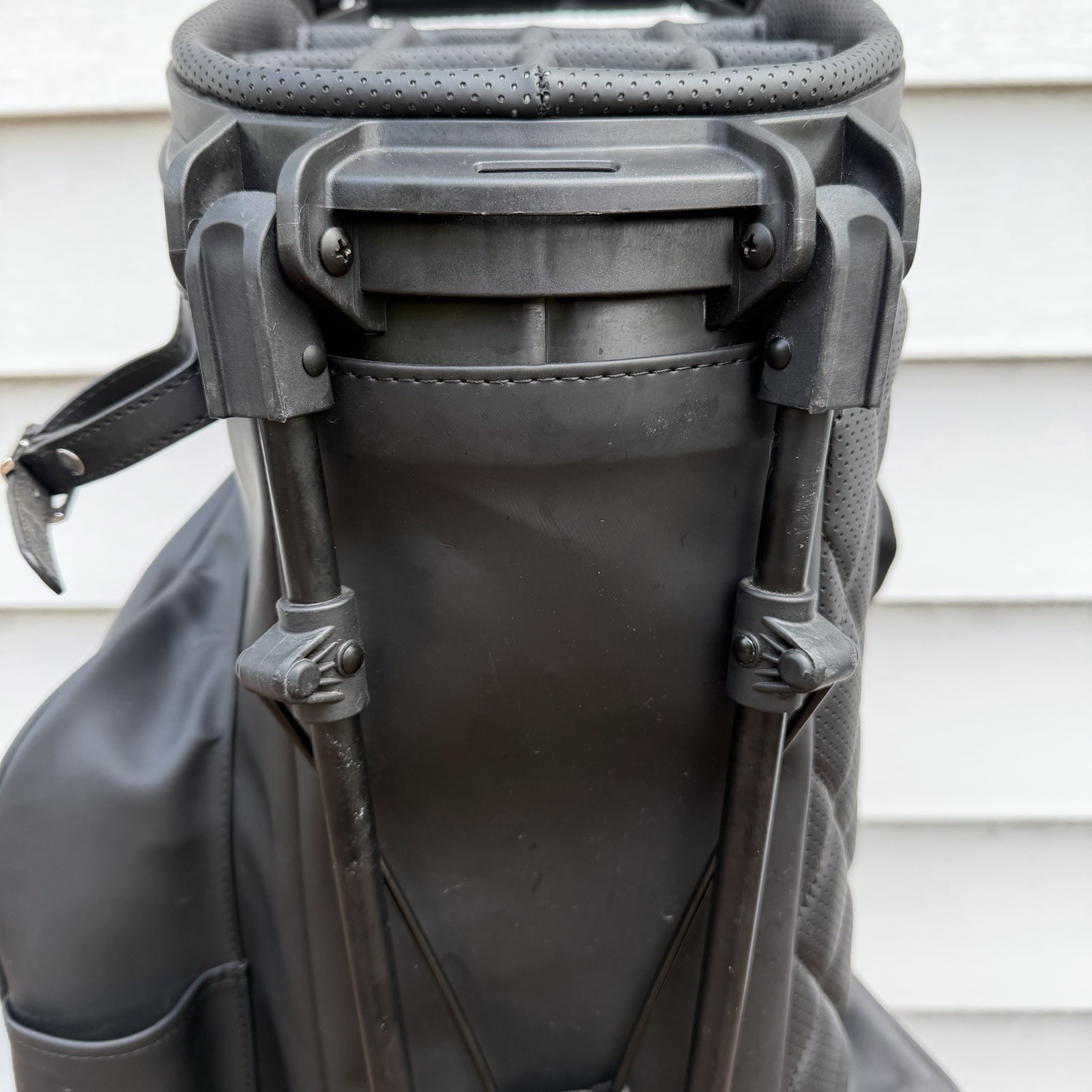 Sun Mountain Matchplay 14 Way Stand Golf Bag Black Vinyl Faux Leather Quilted
