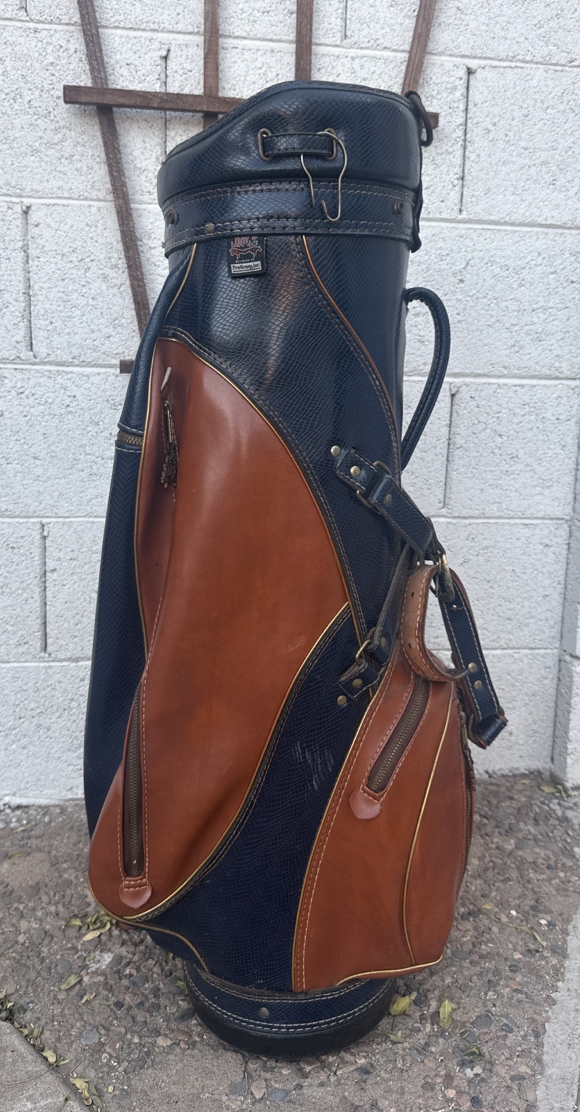 Vintage Hot Z Leather 2 Tone – 6 Way Divider Golf Cart Bag