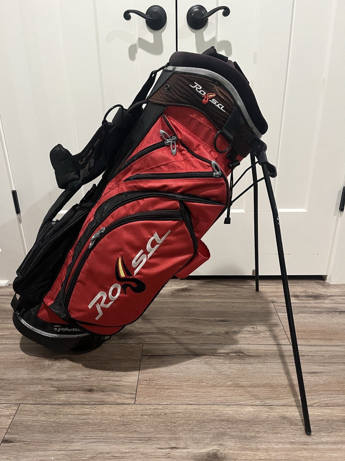 VTG Taylormade Rossa 7 Way Golf Bag W/Stand And Rain Cover Great Condition!
