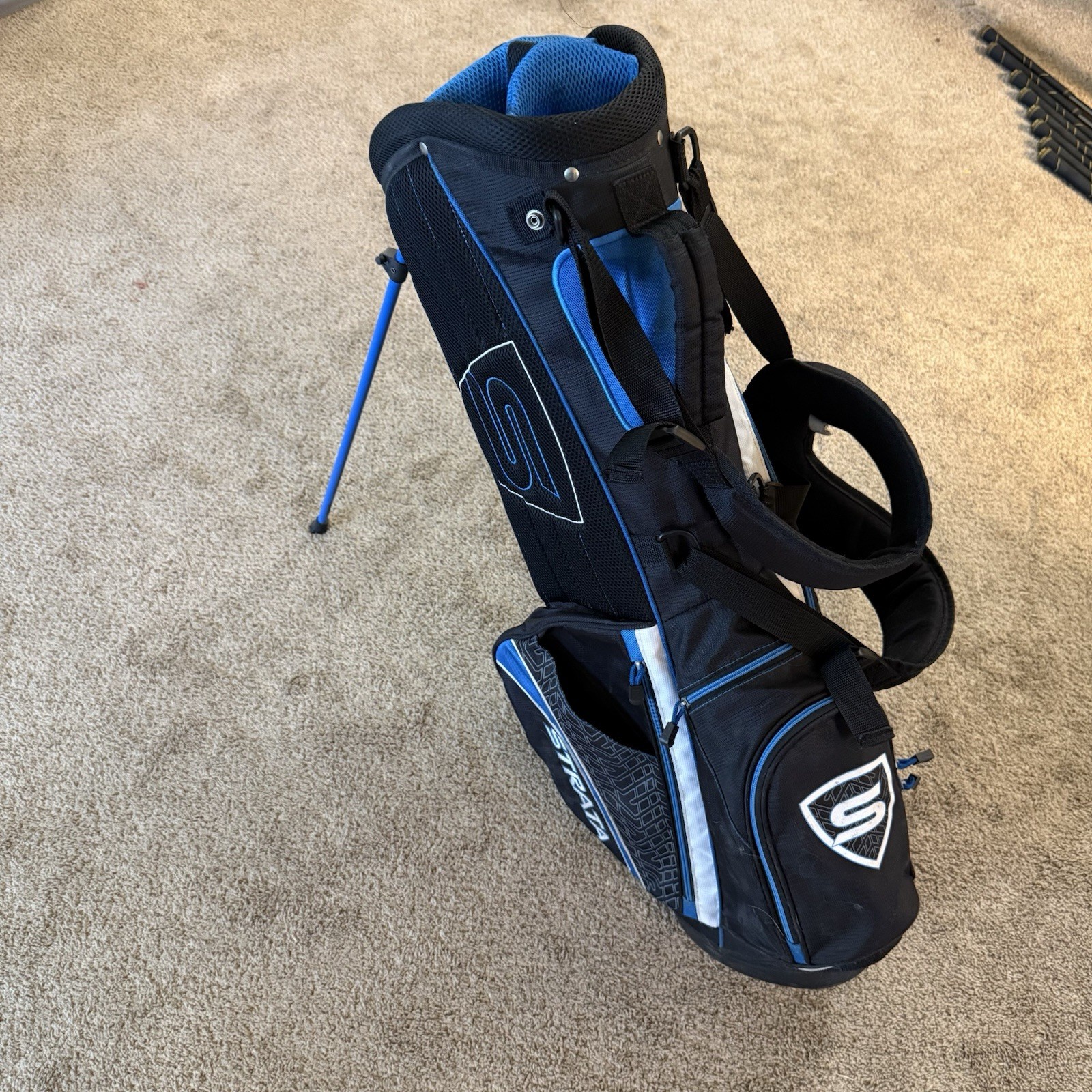 Callaway Strata 7-Slot Golf Bag Black/Blue/White 5 Pockets