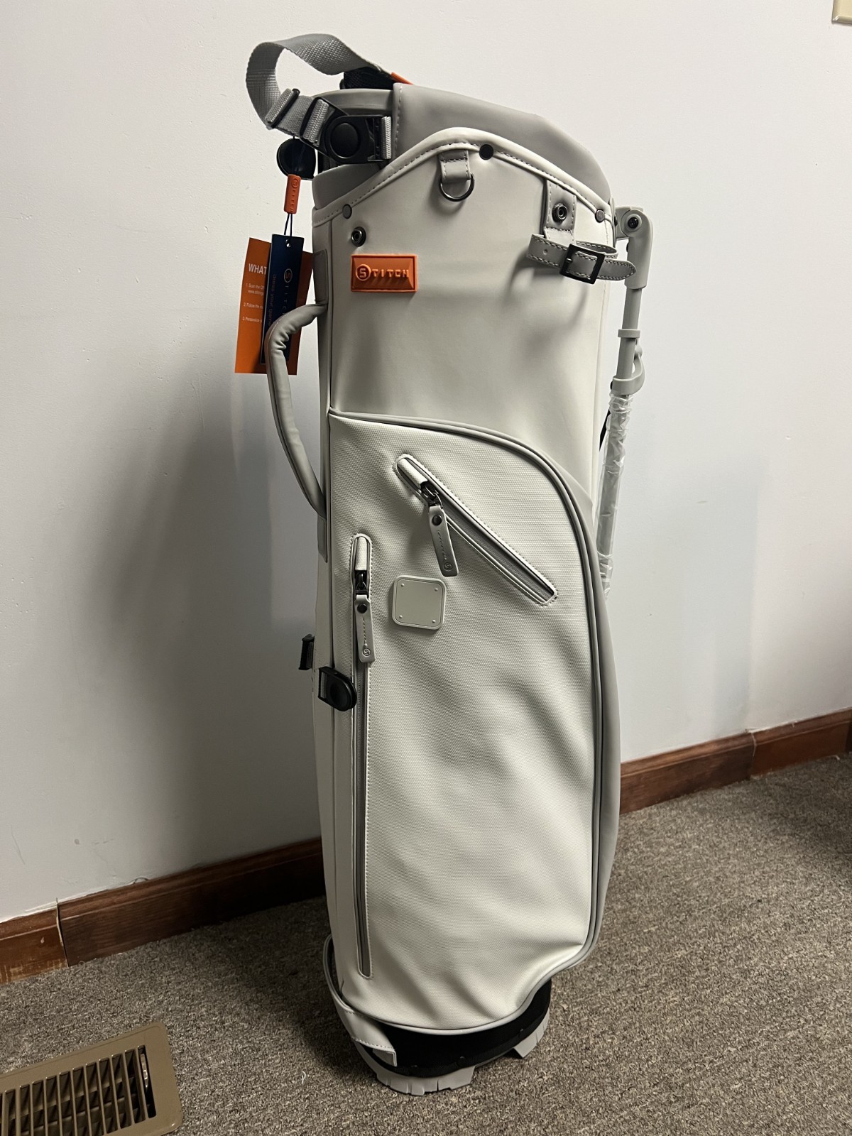 BRAND NEW STITCH LIGHTWEIGHT SL2 WHITE/GREY COLOR BLOCK GOLF BAG NWT