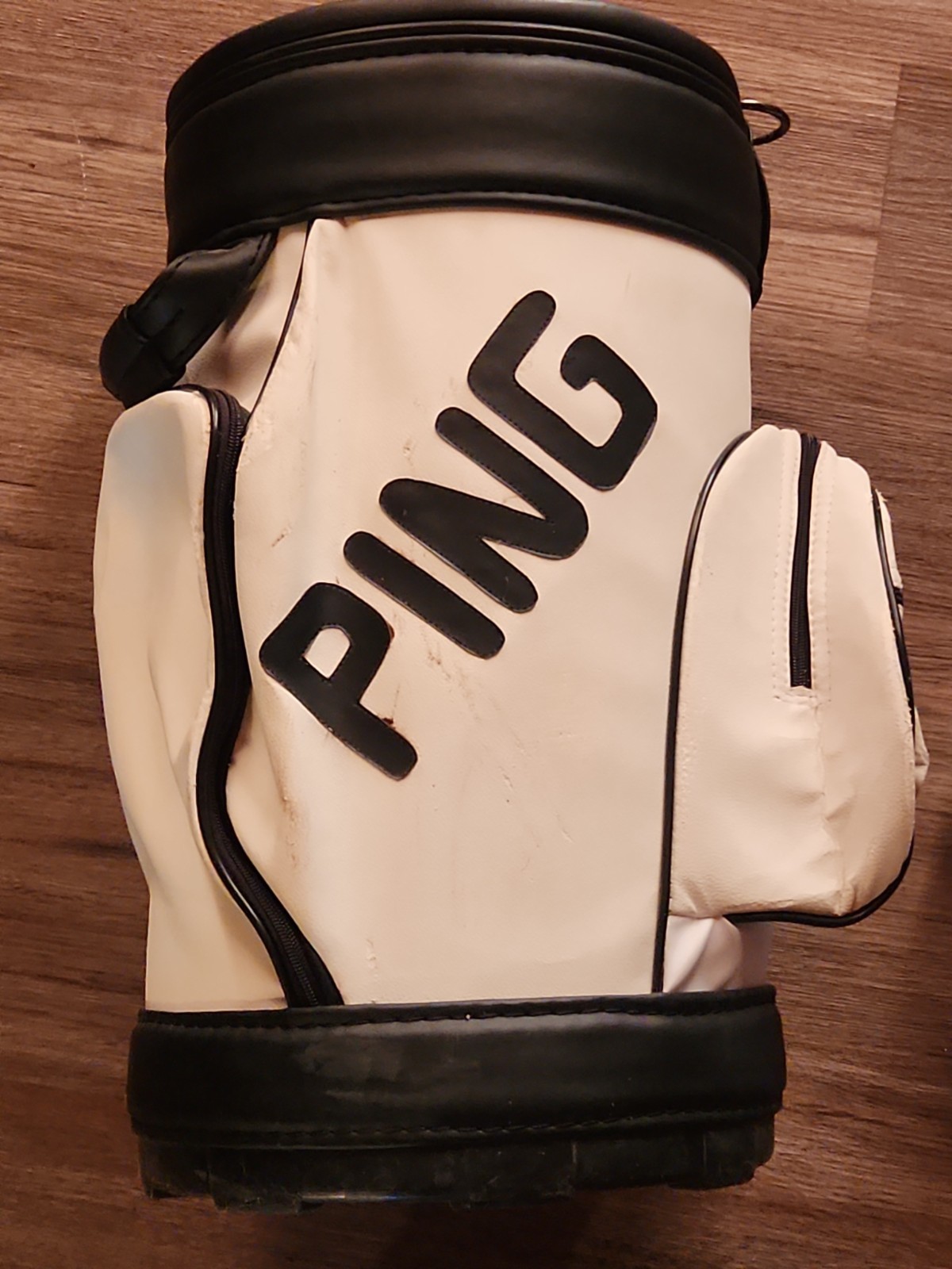 Ping Golf Den Caddy Mini White Golf Bag/Trash Can Rare!