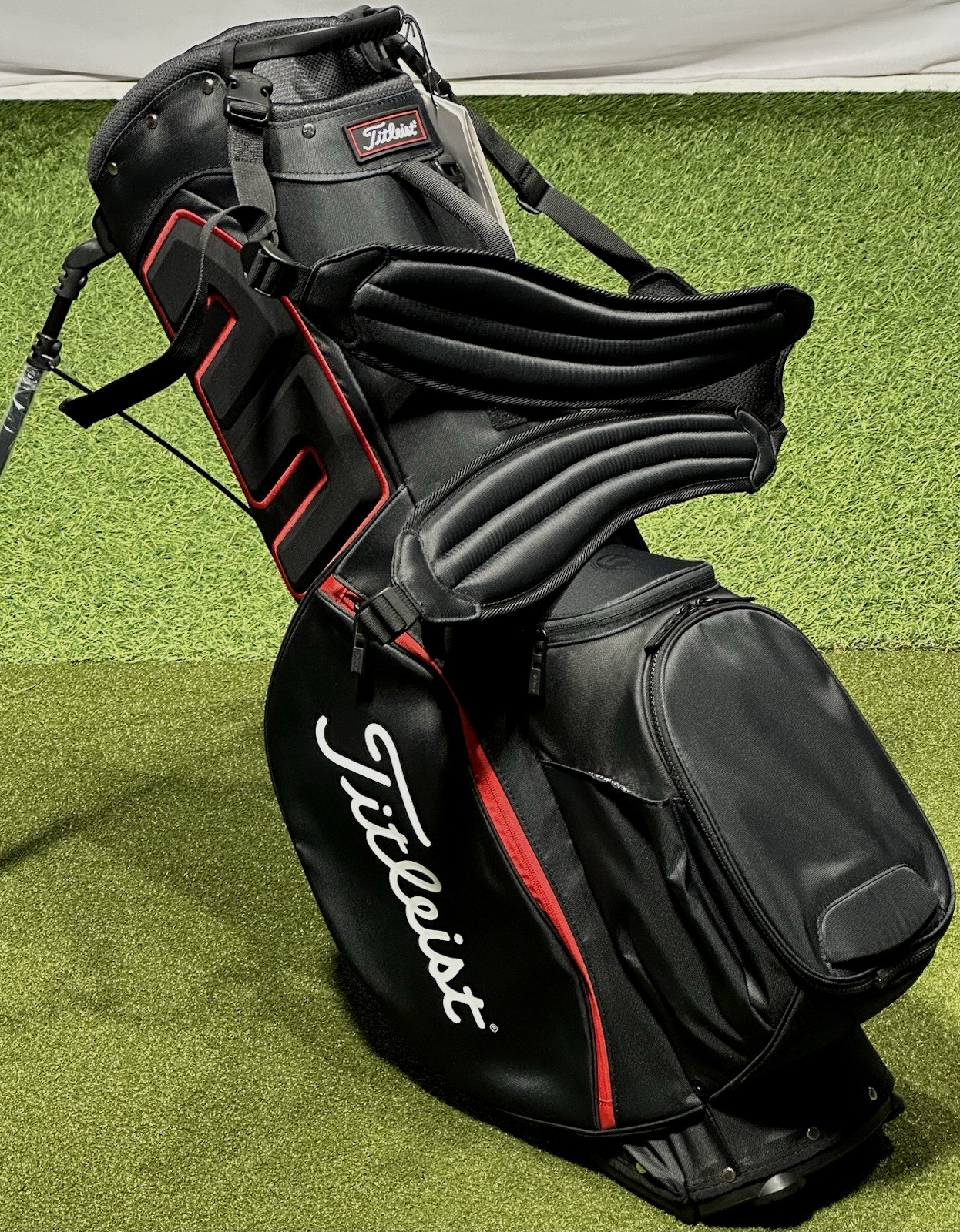 Titleist Players 5 Stand Carry Golf Bag TB23SX8 Color: Black/Black/Red NEW
