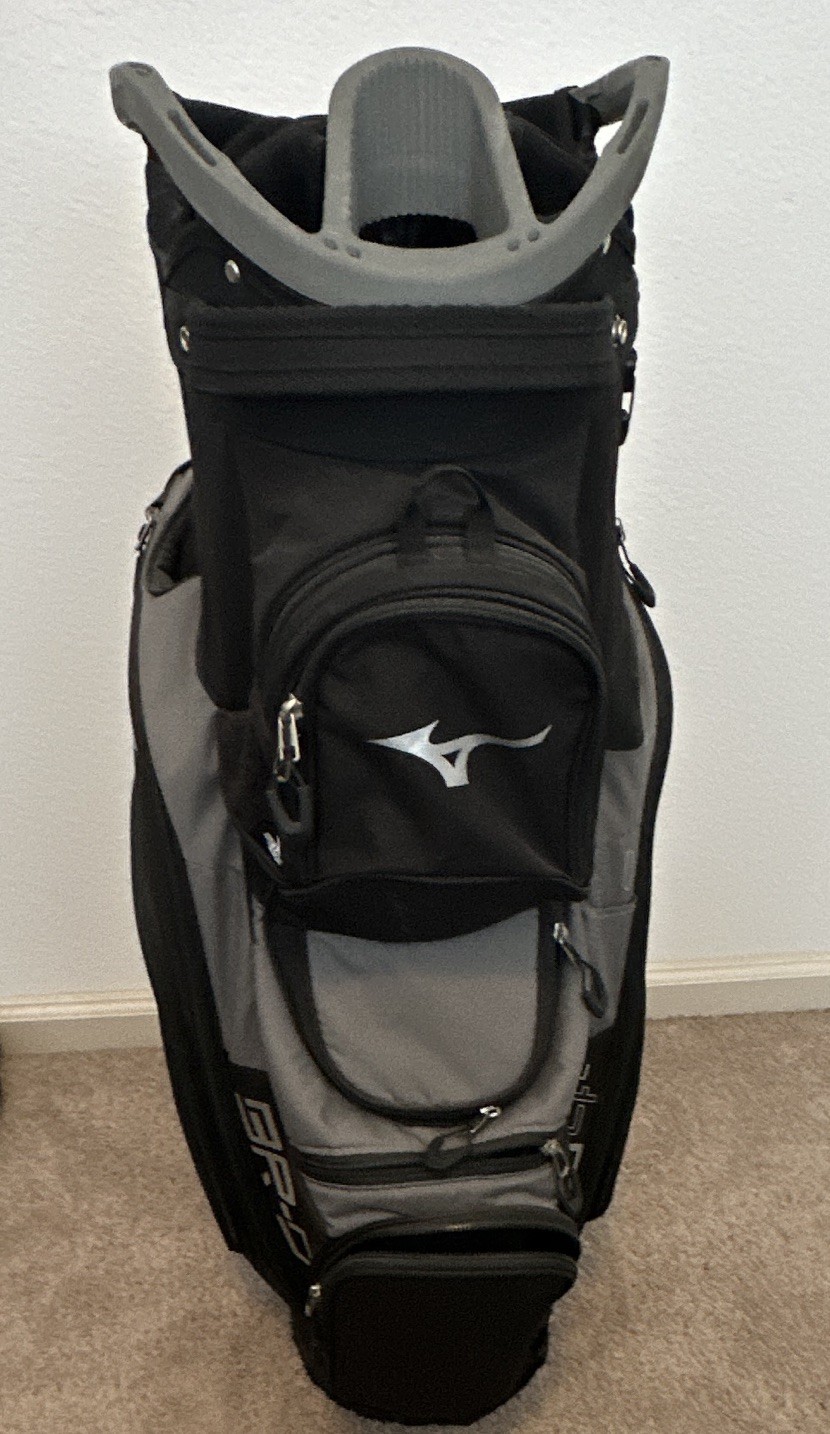 Mizuno Black Polyester Golf Bag w/ Shoulder Strap, Carry Handle, Zip Closure