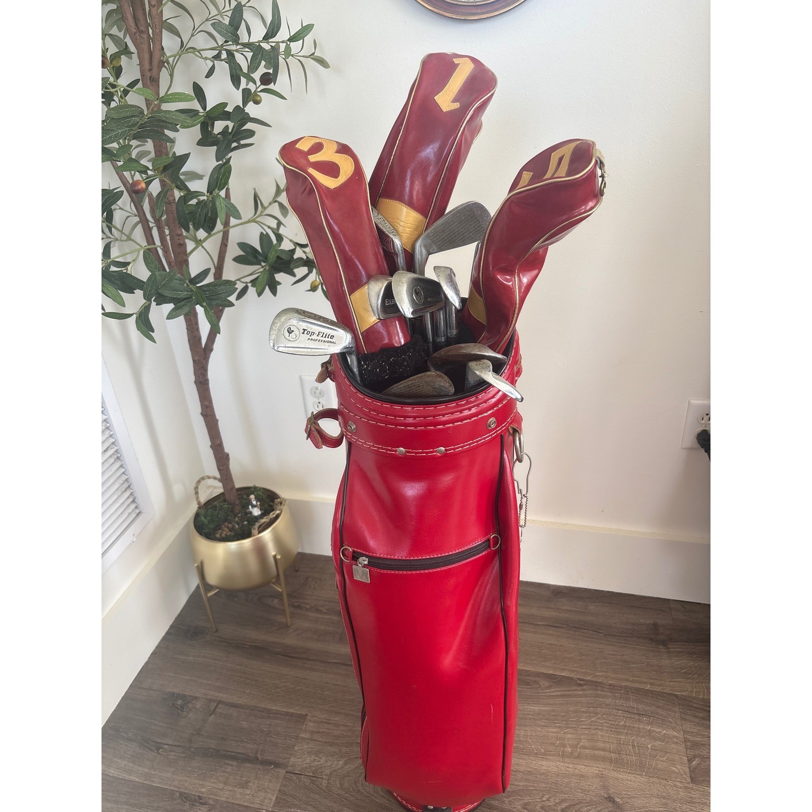 Vintage Ron Miller Pro Model Red Leather Golf Bag Made in USA With Clubs